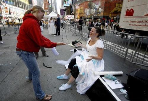 Жадные невесты взяли штурмом Нью-Йорк