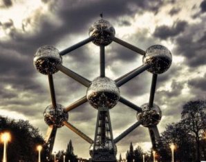 «Атомиум»: самый посещаемый памятник Брюсселя