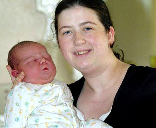 В Англии родился младенец-великан весом 5,5 кг