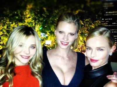 Последние фото звезд из Твиттеров