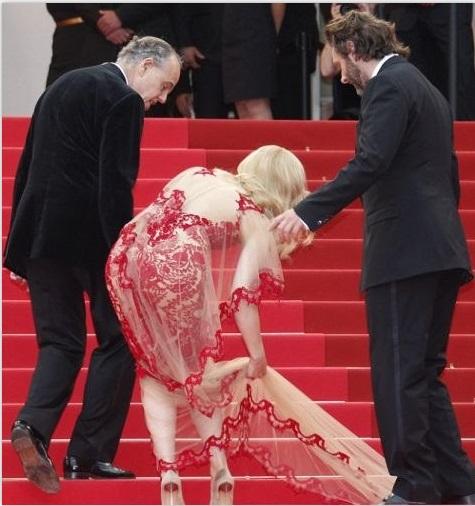 Самые забавные фото с красных дорожек