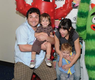 Звездные семьи: родные и близкие знаменитостей