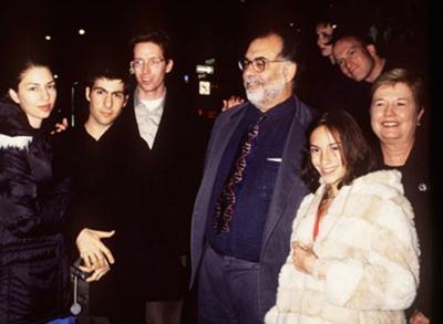 Звездные семьи: родные и близкие знаменитостей