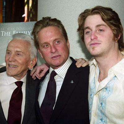 Звездные семьи: родные и близкие знаменитостей