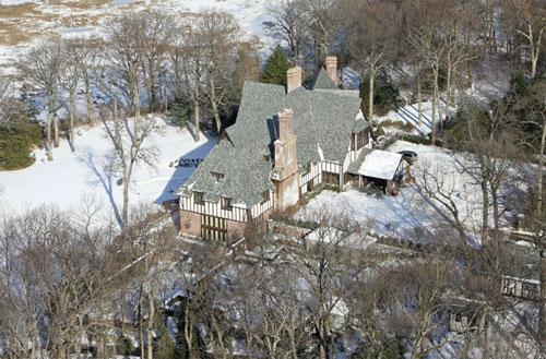 Еще один дом для Бранджелинов