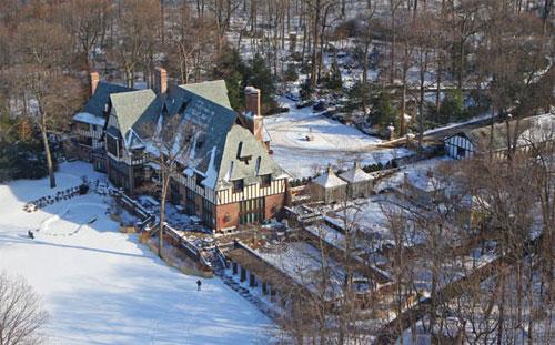 Еще один дом для Бранджелинов