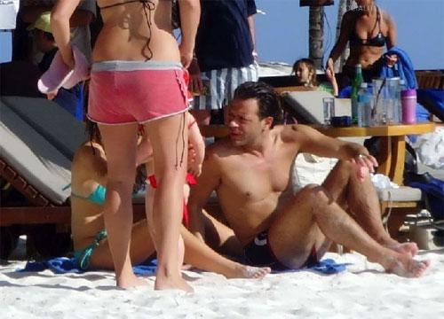 Джери Холливелл потеряла стыд на Мальдивах