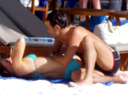 Джери Холливелл потеряла стыд на Мальдивах