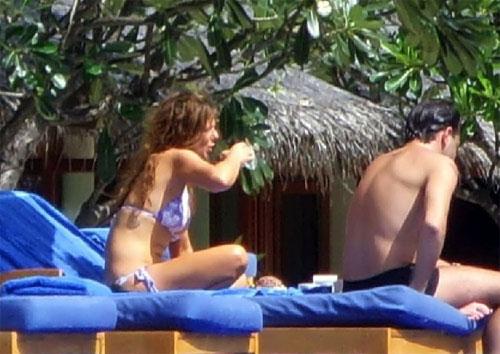 Джери Холливелл потеряла стыд на Мальдивах