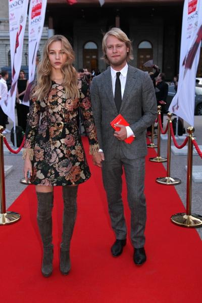 Ксения Собчак напугала Ренату Литвинову