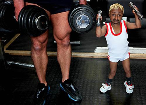 Самый маленький культурист приехал в Лондон