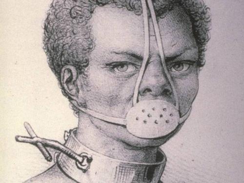 Самые жуткие способы спрятать лицо