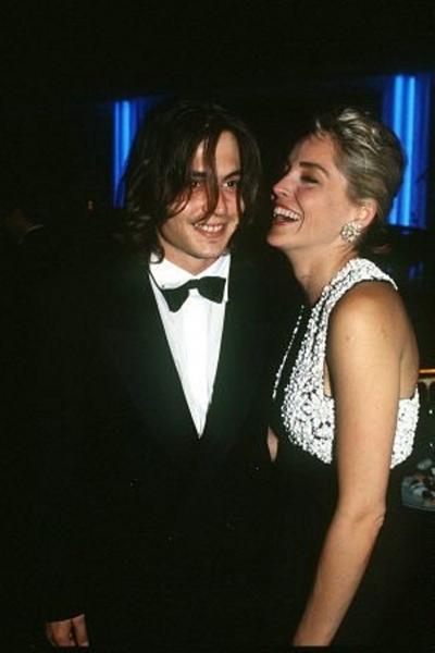 Джонни Депп с «коллегами по цеху»