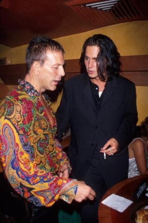 Джонни Депп с «коллегами по цеху»