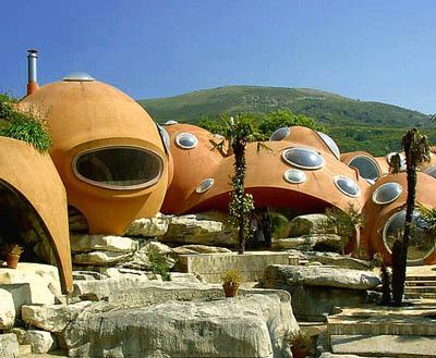 Топ-20 самых необычных домов планеты