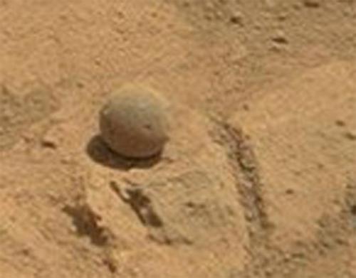 Города, статуи и пирамиды: находки на Марсе, которым не находятся объяснения