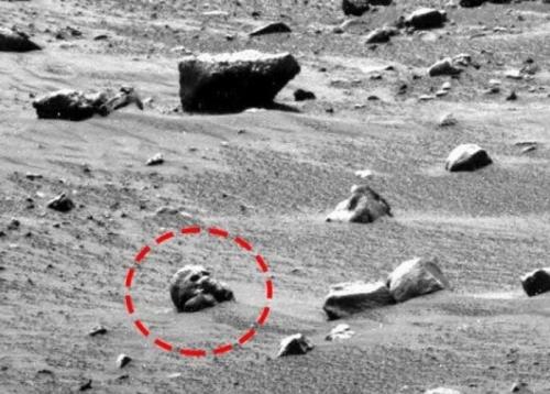 Города, статуи и пирамиды: находки на Марсе, которым не находятся объяснения