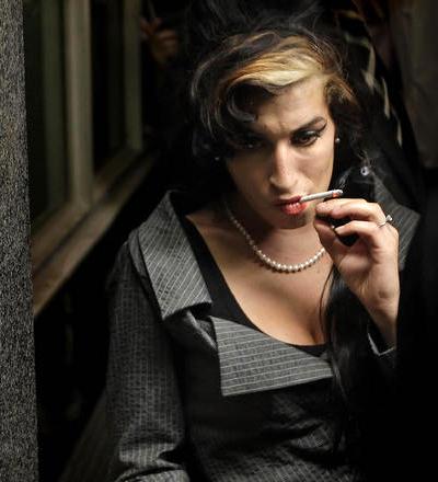 Фотоальбом легенды: правила жизни Эми Уайнхаус