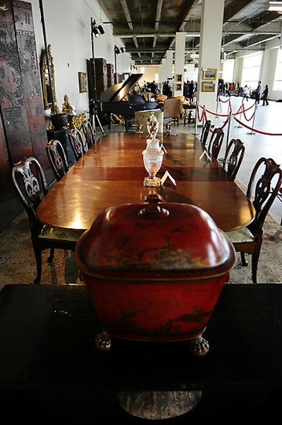 Вещи "афериста века" Бернарда Мэдоффа выставлены на продажу