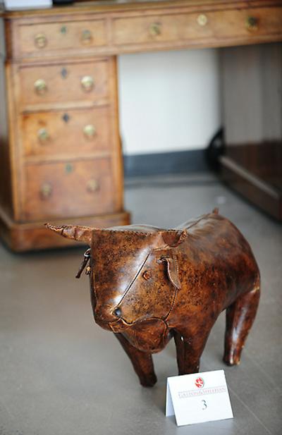 Вещи "афериста века" Бернарда Мэдоффа выставлены на продажу