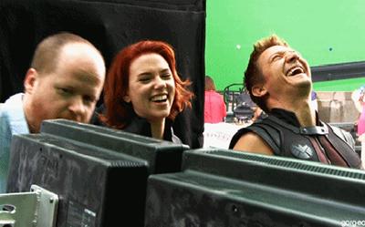 Закулисный смех между дублями в знаменитых фильмах