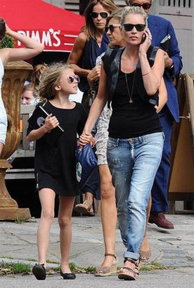 Супермодели вместе со своими детьми