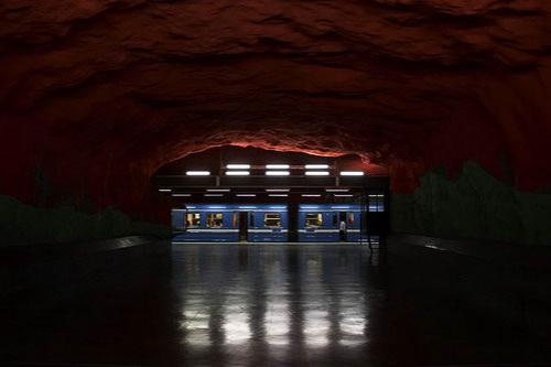 Пещерная подземка Стокгольма