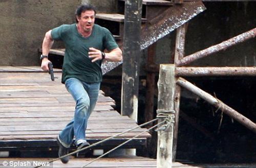 Сталлоне забрался на русское судно