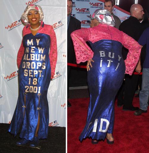 Самые экстравагантные наряды звезд за всю историю MTV