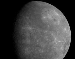 NASA опубликовала снимки Меркурия с его орбиты