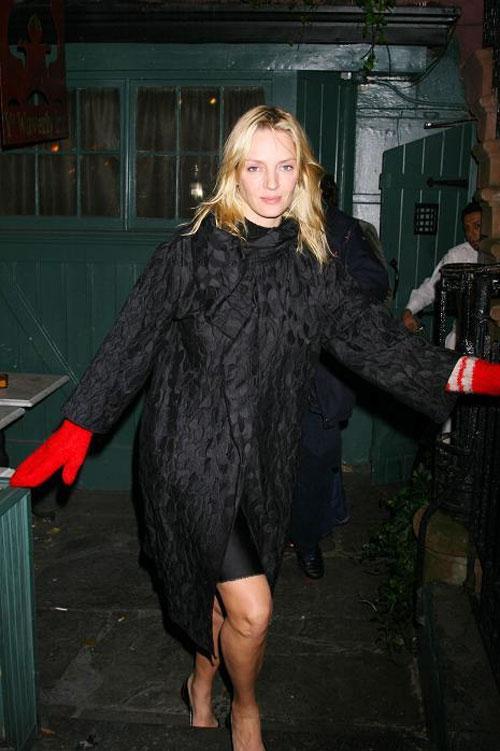 Ума Турман уже начала отмечать Рождество