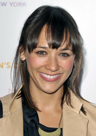 Косметологи раскрыли секреты идеальной кожи звезд