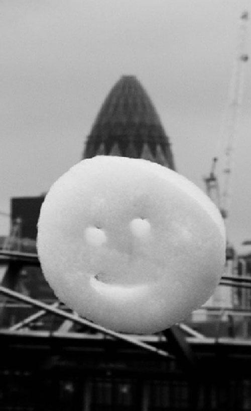 Улыбающиеся облака летали над Лондоном