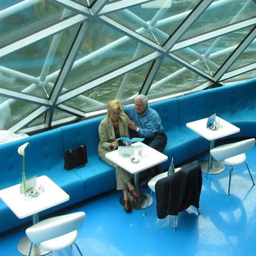 Виртуальный мост "родил" остров посреди реки