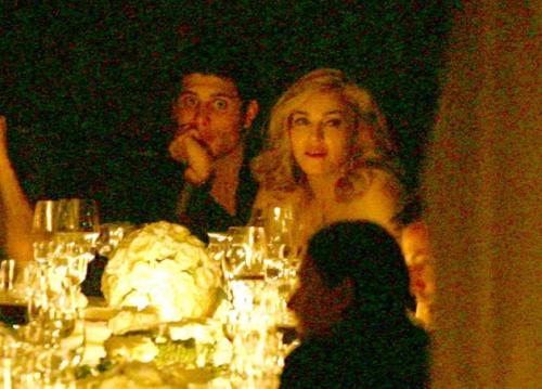 Мадонна отметила 51 день рождения с Иисусом