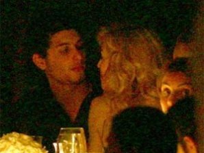 Мадонна отметила 51 день рождения с Иисусом