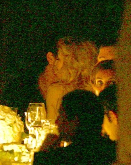 Мадонна отметила 51 день рождения с Иисусом