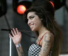 Топ-9 знаменитых татуированных женщин