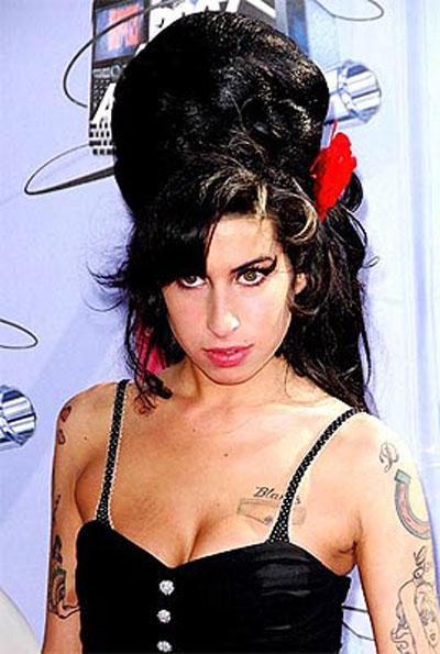 Топ-9 знаменитых татуированных женщин