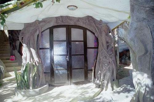 Самые удивительное жилье на деревьях