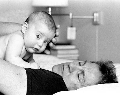 Редкие фотографии всемирно известных звезд. Часть 24