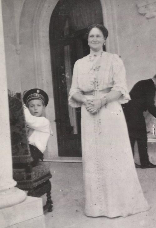 Редкие фотографии царской семьи из архива подруги императрицы