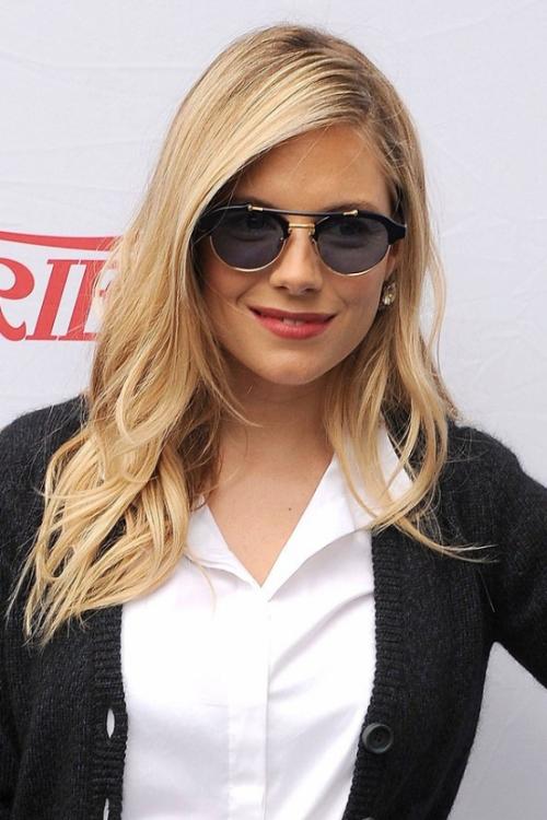 Лучшие прически знаменитых женщин по версии «Glamour»