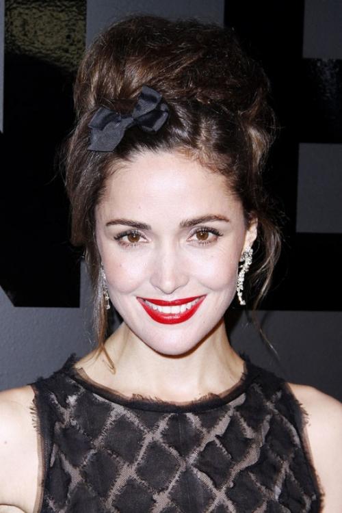 Лучшие прически знаменитых женщин по версии «Glamour»