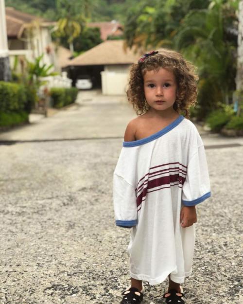 Как две капли: дети звезд, "скопировавшие" своих родителей