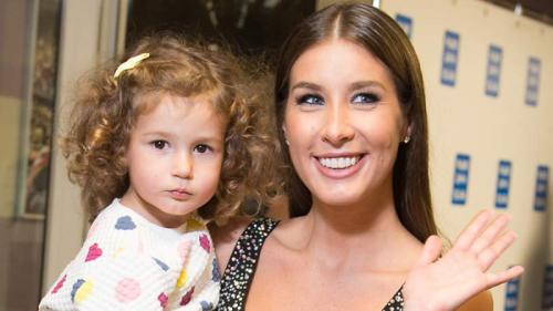 Как две капли: дети звезд, "скопировавшие" своих родителей