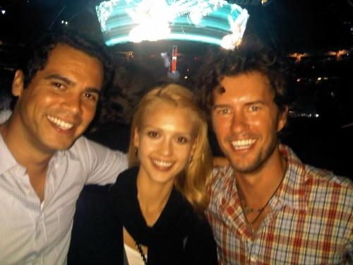 Частные фото звезды: мир глазами Джессики Альбы