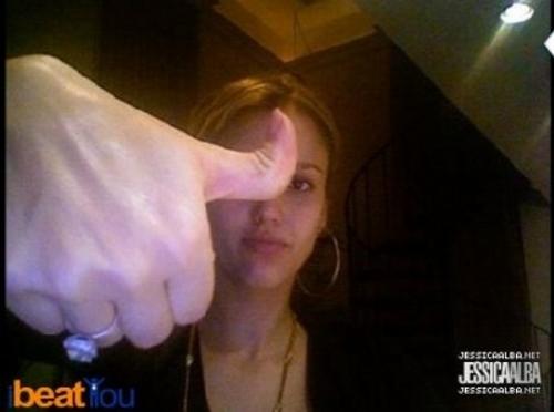 Частные фото звезды: мир глазами Джессики Альбы