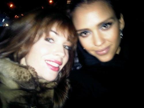 Частные фото звезды: мир глазами Джессики Альбы