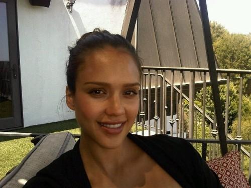 Частные фото звезды: мир глазами Джессики Альбы